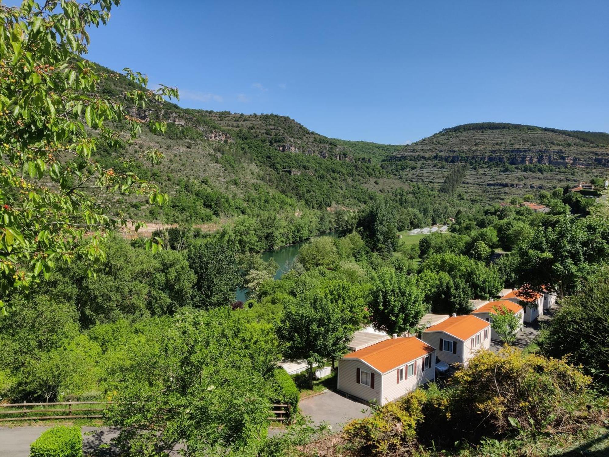 Camping Cascade Aveyron Saint-Rome-de-Tarn ภายนอก รูปภาพ